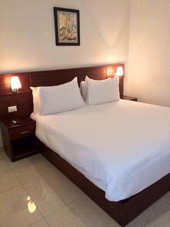 Hotel Bella Riva Kinşasa Dış mekan fotoğraf