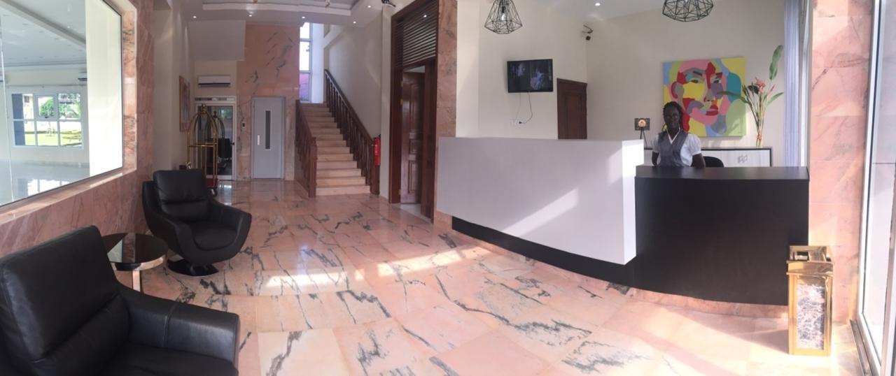 Hotel Bella Riva Kinşasa Dış mekan fotoğraf